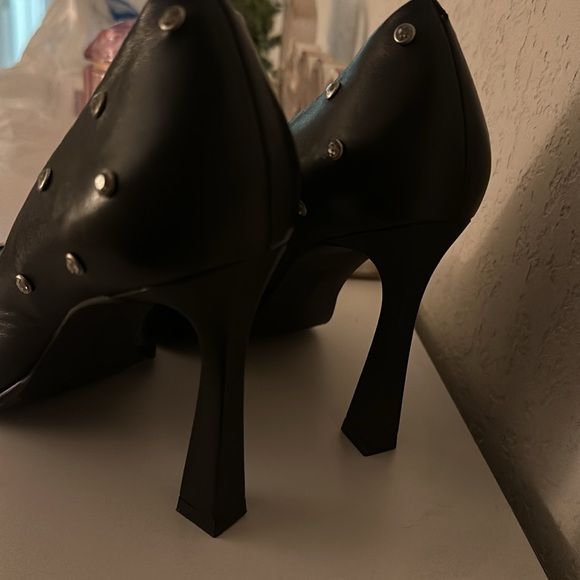 Gianni Bini heels - Picture 4 of 5